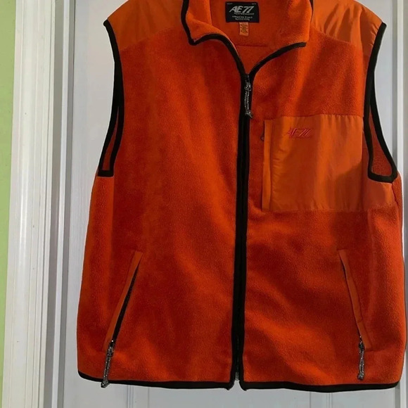 American Eagle Outfitters Mens  Orange AE77 Performance Fleece Full Zip Vest XL - Picture 1 of 7